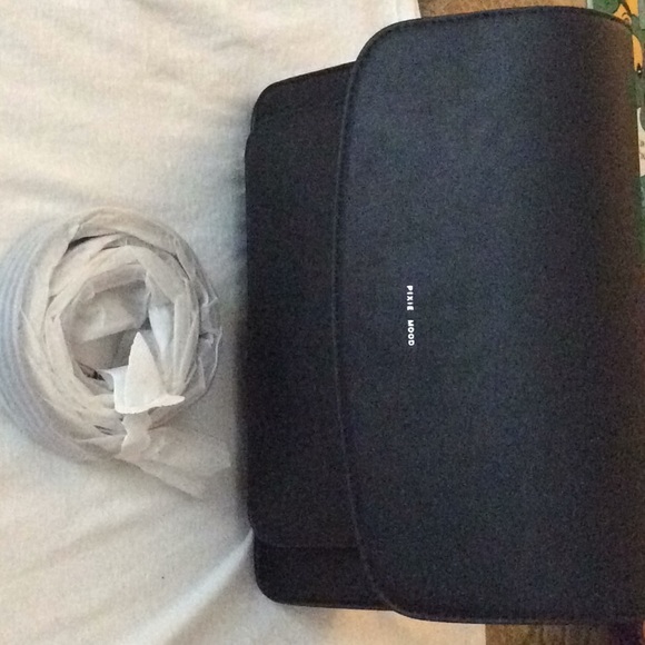 Handbag - Picture 4 of 4